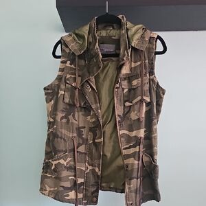 Camouflage Sleeveless Vest